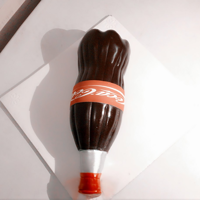 3D cocacola Cake 1kg-https://i-media.vyaparify.com/vcards/products/301892/product_1755455326_68a21f5ead42d.jpeg Image