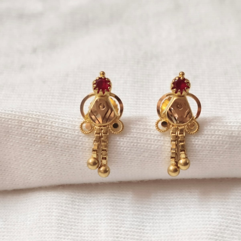 Chain drops studs-https://i-media.vyaparify.com/vcards/products/302051/product_1755680856_68a59058df6ee.jpeg Image