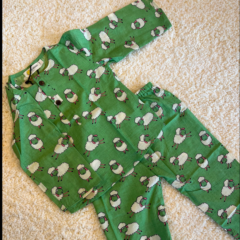 Klingaru Night Suit -  Green Sheep-https://i-media.vyaparify.com/vcards/products/302094/product_1755762543_68a6cf6f3114c.jpeg Image