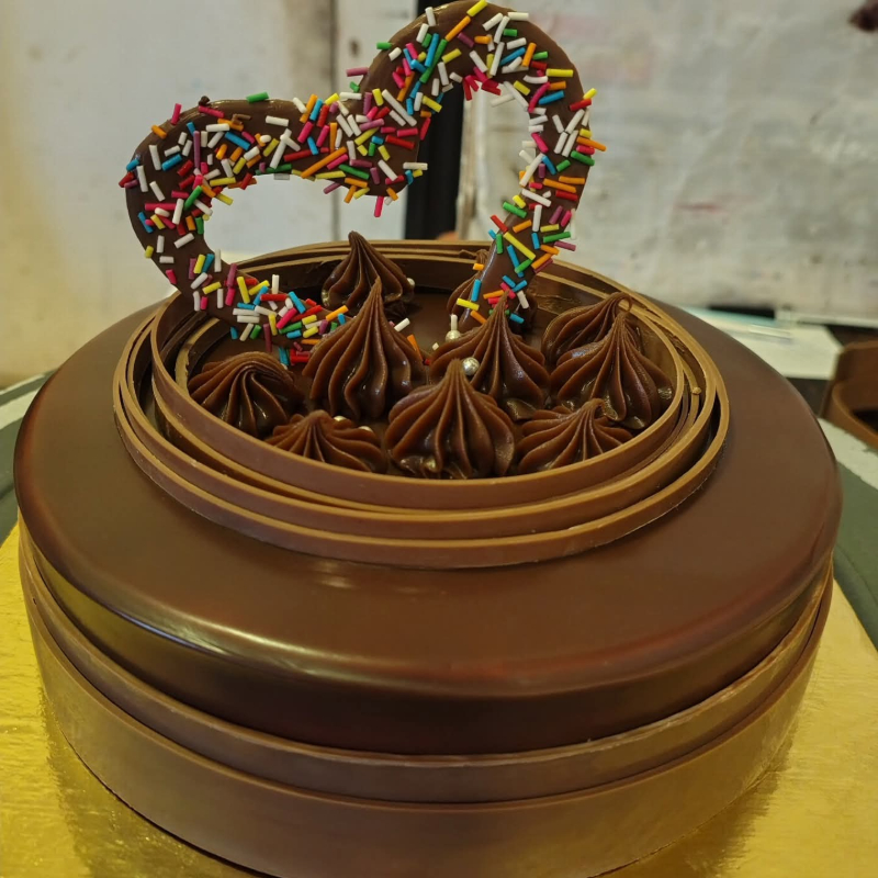 Chocolate Truffle Cake-https://i-media.vyaparify.com/vcards/products/302136/product_1755799989_68a761b503a7a.jpeg Image
