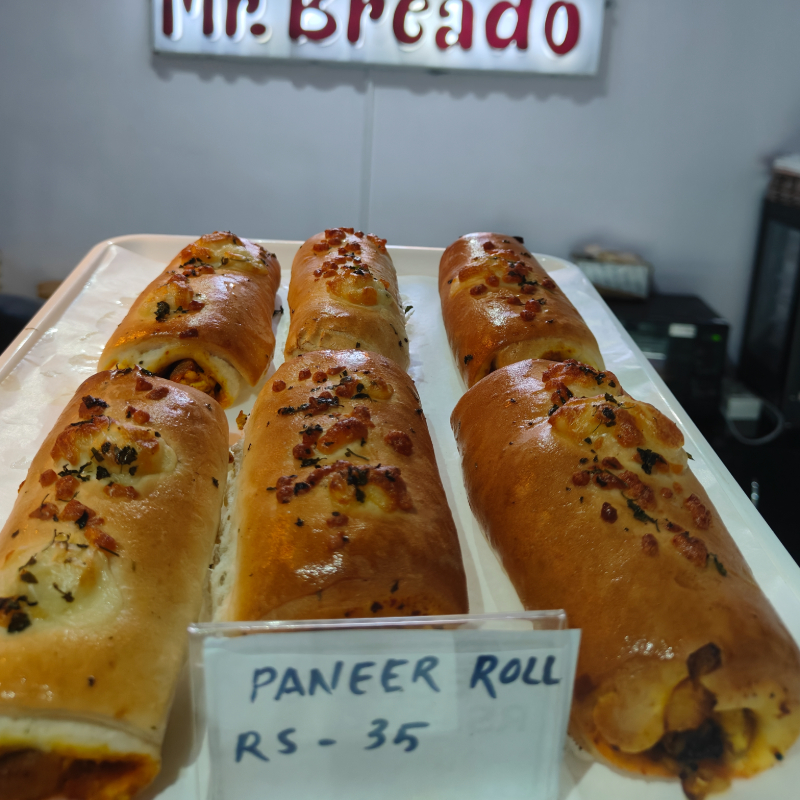 Paneer Roll-https://i-media.vyaparify.com/vcards/products/302455/product_1756476535_68b1b477829c9.jpeg Image