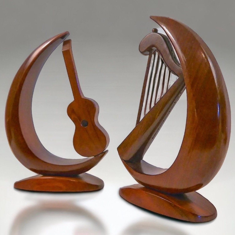 Gitar wooden-https://i-media.vyaparify.com/vcards/products/302757/product_1757140032_68bbd44063f0e.jpeg Image