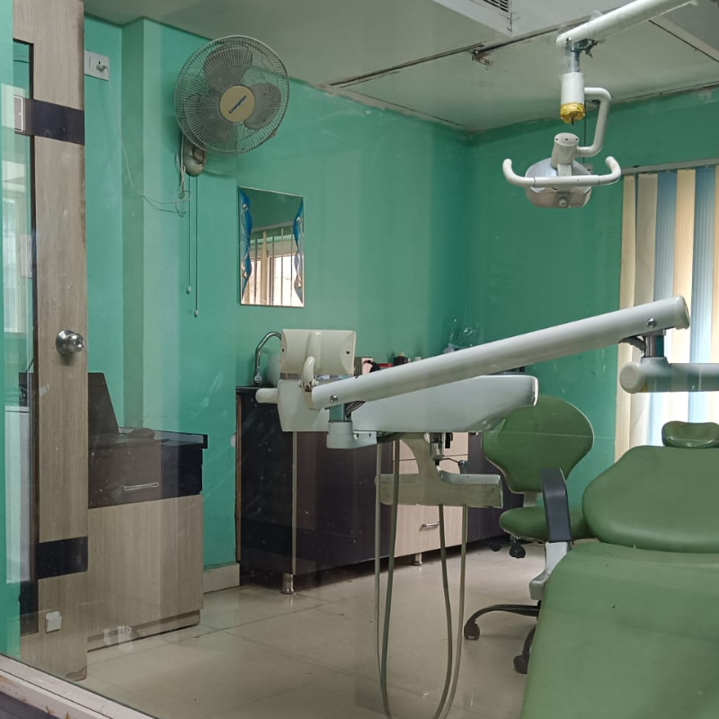 Dentist-https://i-media.vyaparify.com/vcards/products/302790/product_1757238834_68bd563242134.jpeg Image