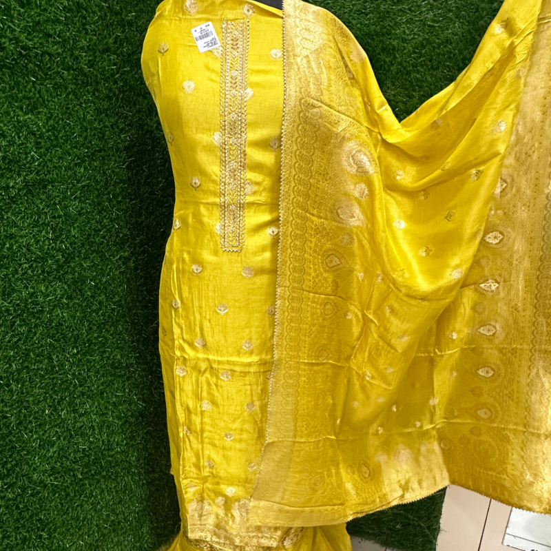 Banarsi silk suits-https://i-media.vyaparify.com/vcards/products/302836/product_1757326718_68bead7e47e09.jpeg Image