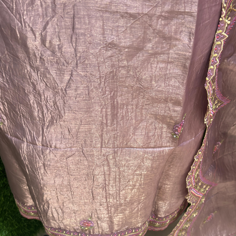 Pure organza crush fabric-https://i-media.vyaparify.com/vcards/products/302840/product_1757326996_68beae949ce5d.jpeg Image