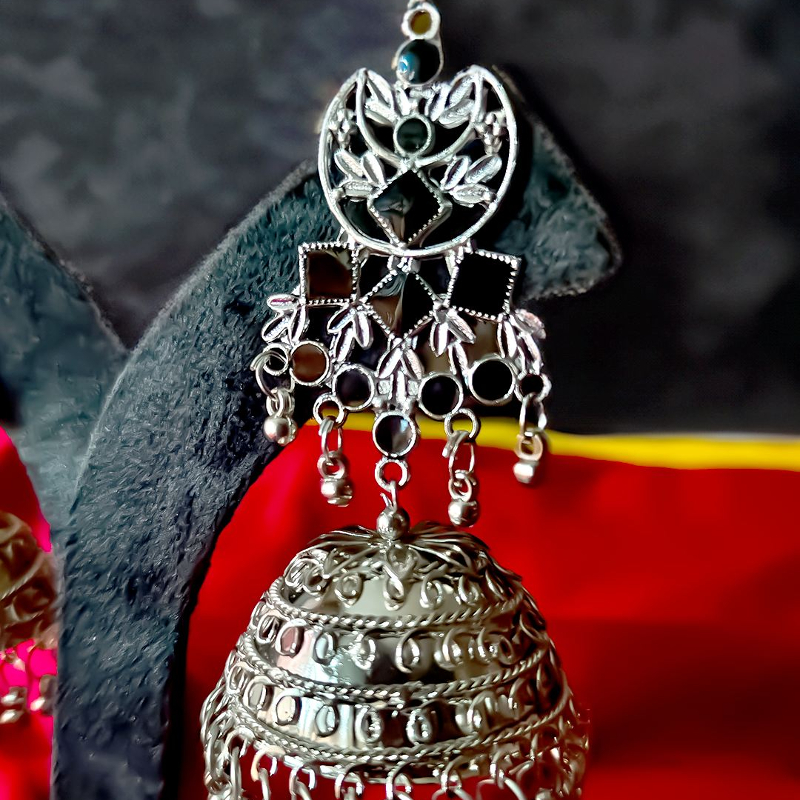 OXIDISED JHUMKI-https://i-media.vyaparify.com/vcards/products/303010/product_1757668179_68c3e3531ed00.jpeg Image