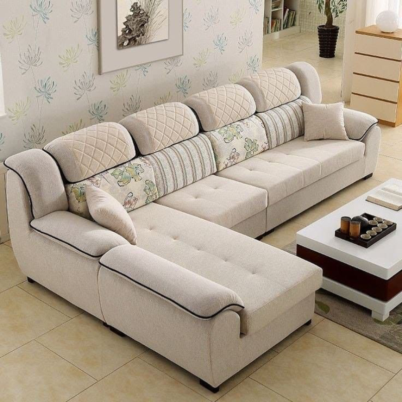 Sofa luxury-https://i-media.vyaparify.com/vcards/products/303037/product_1757671278_68c3ef6e44b68.jpeg Image