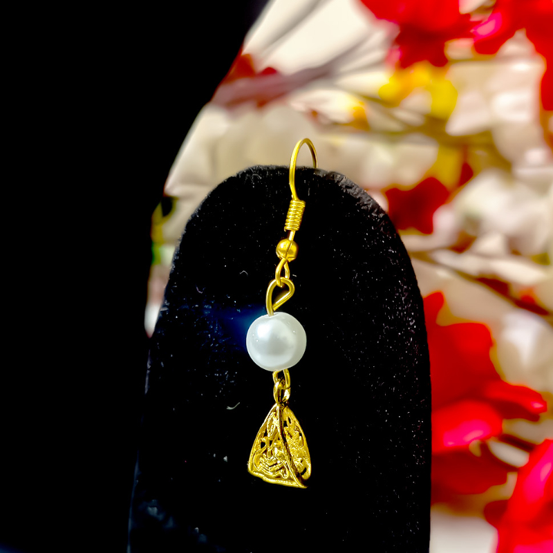 MANGALSUTRA WITH WHITE PEARL MOTI-https://i-media.vyaparify.com/vcards/products/303191/product_1758008110_68c9132e3c418.jpeg Image