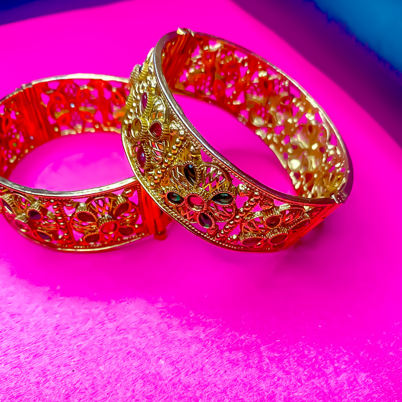 RAJWADI KADA-https://i-media.vyaparify.com/vcards/products/303297/product_1758025567_68c9575feaeea.jpeg Image