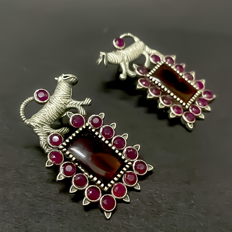 OXIDISED EARRINGS-https://i-media.vyaparify.com/vcards/products/303454/product_1758093115_68ca5f3b32bd7.jpeg Image