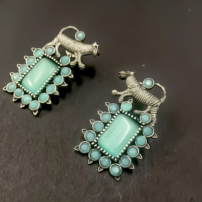 OXIDISED EARRINGS-https://i-media.vyaparify.com/vcards/products/303463/product_1758093621_68ca61354463d.jpeg Image