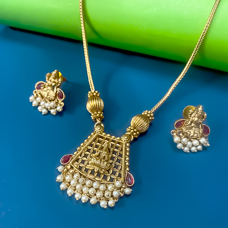 RAANI HAAR JEWELLERY SET-https://i-media.vyaparify.com/vcards/products/303505/product_1758099789_68ca794d3b5a9.jpeg Image