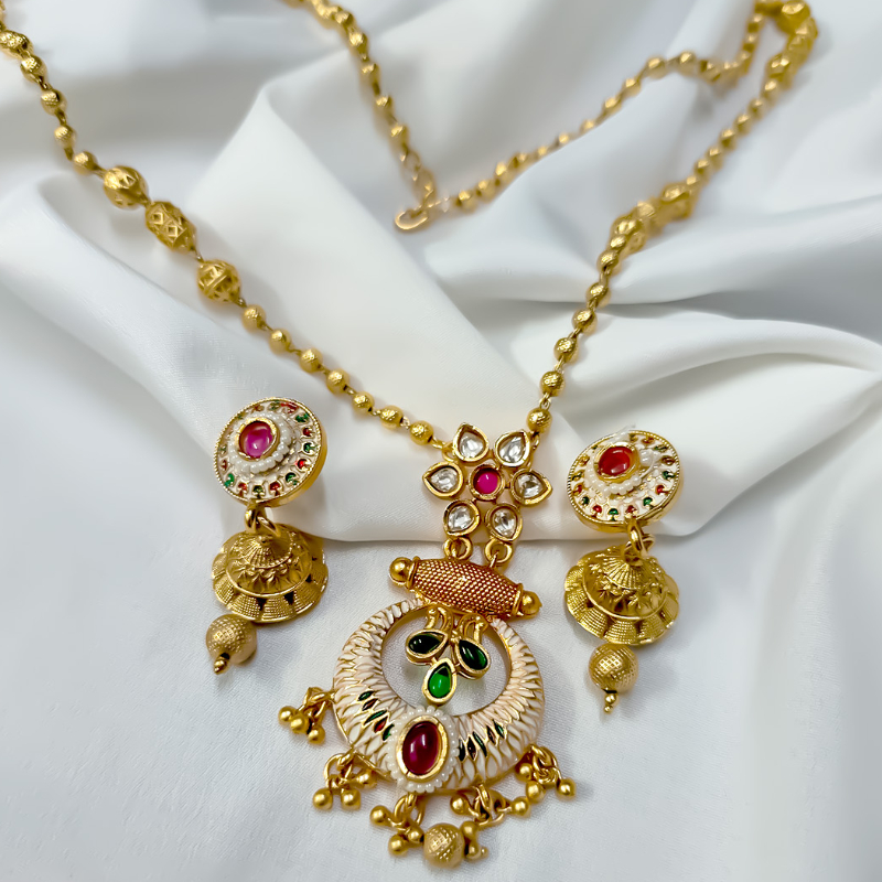 RAANI HAAR WITH NECKLACE & EARRINGS SET-https://i-media.vyaparify.com/vcards/products/303587/product_1758110976_68caa500b6b52.jpeg Image