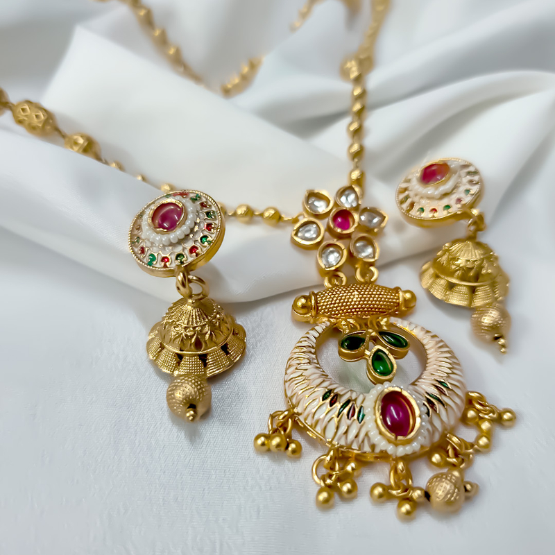 RAANI HAAR WITH NECKLACE & EARRINGS SET-https://i-media.vyaparify.com/vcards/products/303588/product_1758110976_68caa500ecd0b.jpeg Image
