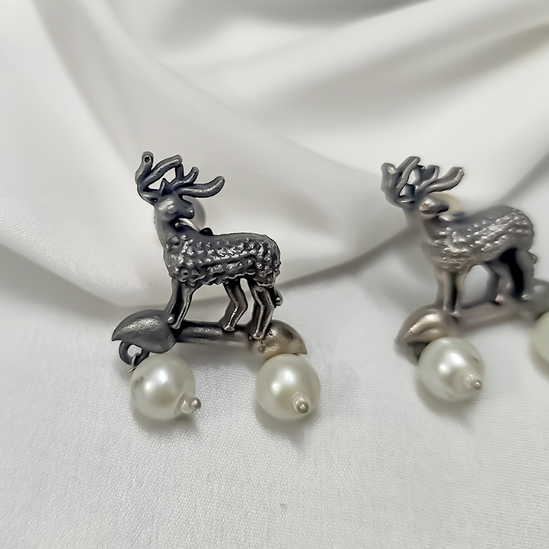 OXIDISED EARRINGS-https://i-media.vyaparify.com/vcards/products/303605/product_1758112491_68caaaeba4e7f.jpeg Image