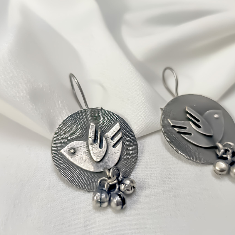 OXIDISED EARRINGS-https://i-media.vyaparify.com/vcards/products/303636/product_1758114584_68cab318853e1.jpeg Image