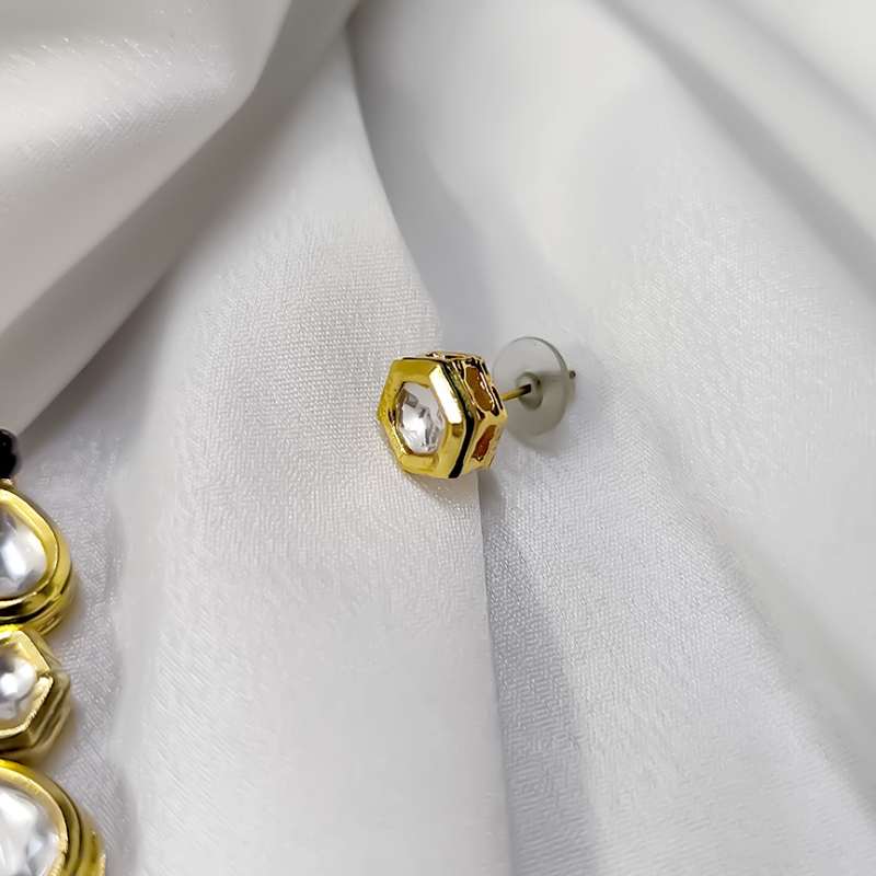 MANGALSUTRA WITH EARRING SET-https://i-media.vyaparify.com/vcards/products/303677/product_1758117112_68cabcf8db1a7.jpeg Image