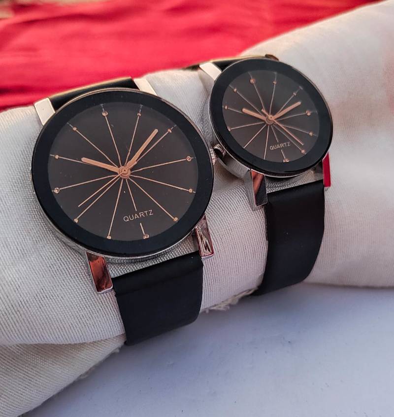 Couple Watches-https://i-media.vyaparify.com/vcards/products/30374/Couple-Watches.jpg Image