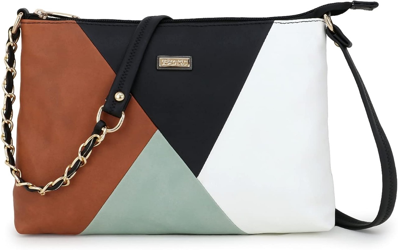 Sling Bags-https://i-media.vyaparify.com/vcards/products/30376/Sling-Bags.jpg Image