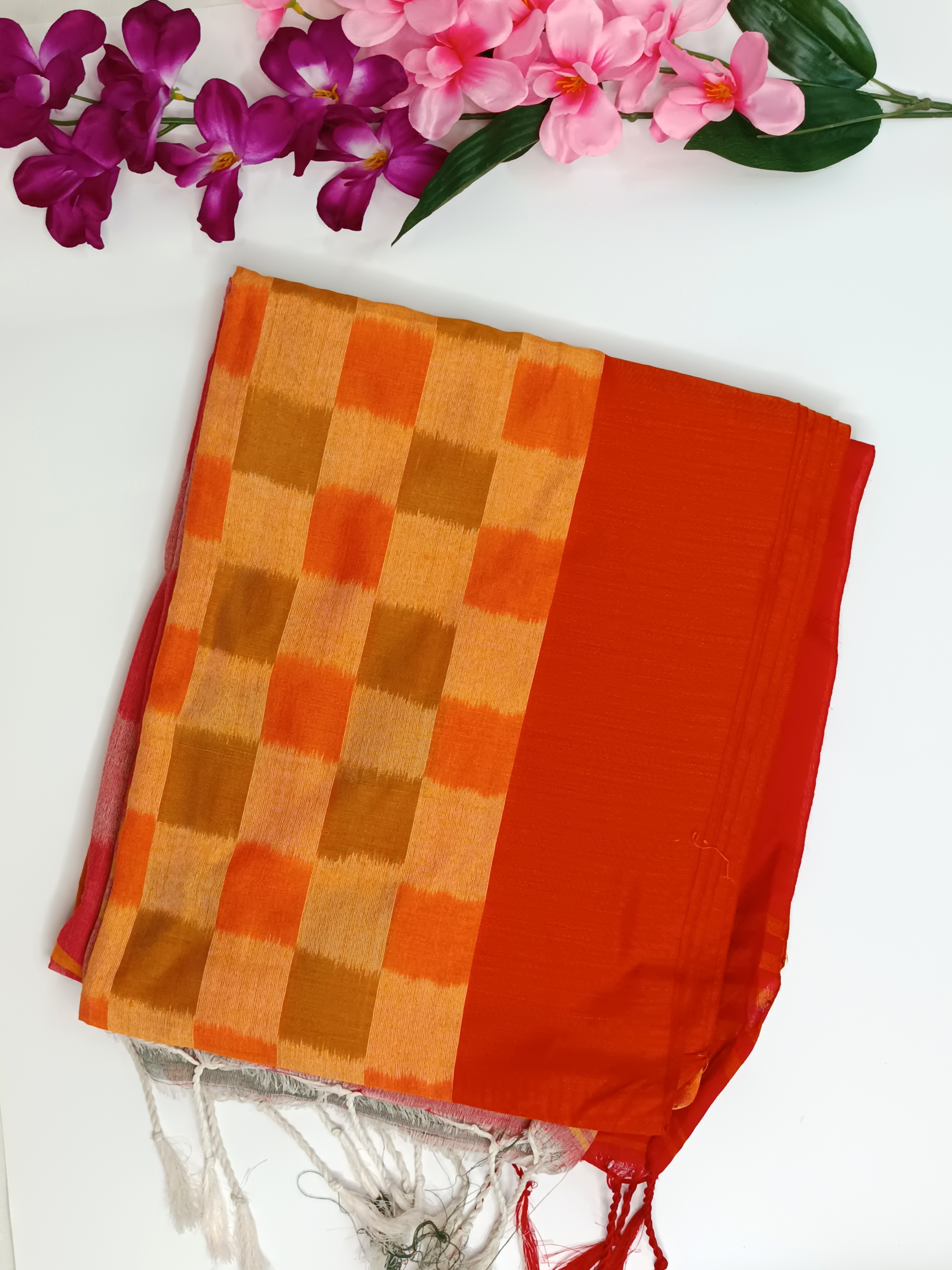 The Multicolor khadi saree-https://i-media.vyaparify.com/vcards/products/30425/IMG_20240304_153725.jpg Image