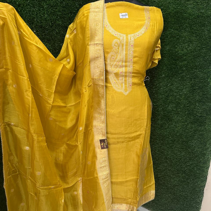 Pure banarsi designer suits with banarsi designer dupatta-https://i-media.vyaparify.com/vcards/products/304330/product_1759149547_68da7deb1848f.jpeg Image