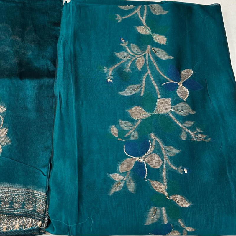 Pure banarsi suits in new design-https://i-media.vyaparify.com/vcards/products/304347/product_1759150454_68da817629969.jpeg Image