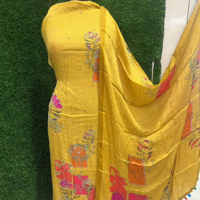 Pure crepe partywear collection suits-https://i-media.vyaparify.com/vcards/products/304357/product_1759151217_68da84718aa5b.jpeg Image