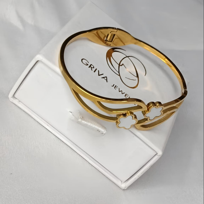 Floral Glow Bracelet-https://i-media.vyaparify.com/vcards/products/305153/product_1761731731_6901e4936c379.jpeg Image