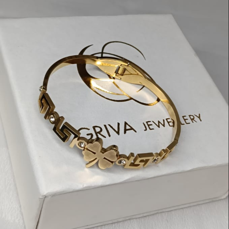 Golden Charm Bracelet-https://i-media.vyaparify.com/vcards/products/305170/product_1761735288_6901f278b4fd7.jpeg Image