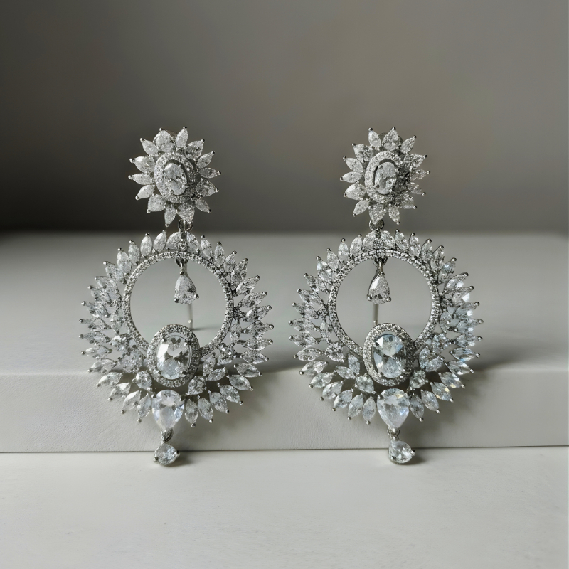 diamond earring-https://i-media.vyaparify.com/vcards/products/305491/product_1763311241_6919fe8964381.jpeg Image