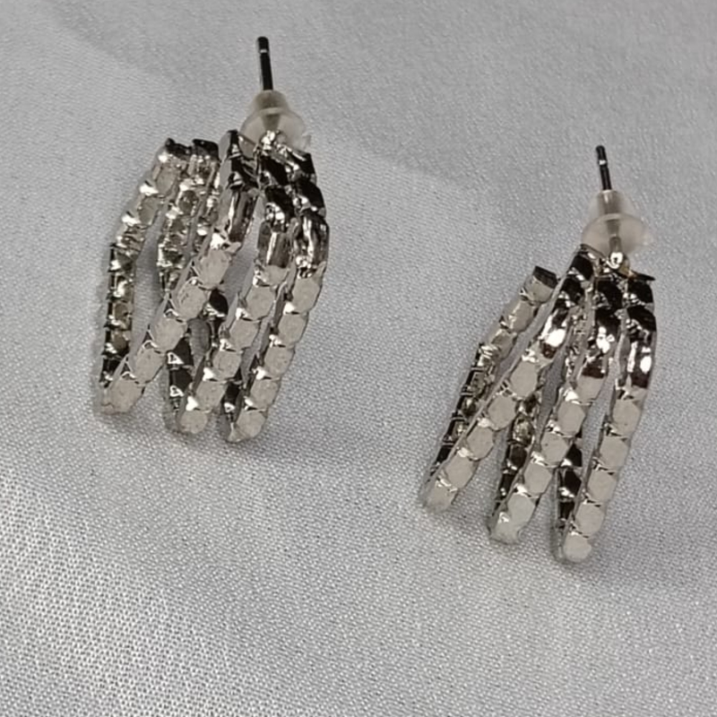 Silver Prism Studs-https://i-media.vyaparify.com/vcards/products/305599/product_1763715437_6920296dd18f5.jpeg Image