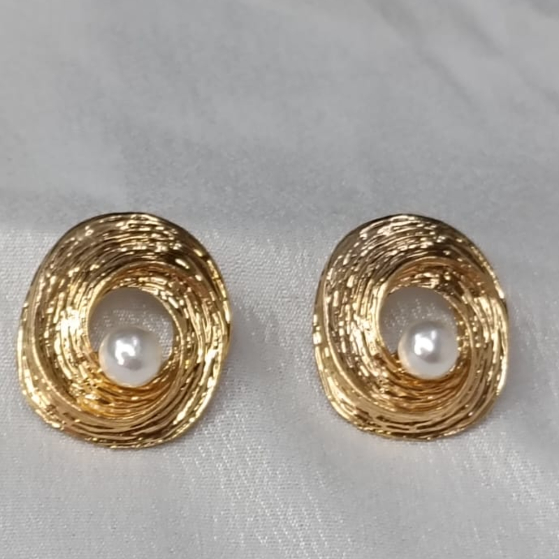 Pearl Orbit Studs-https://i-media.vyaparify.com/vcards/products/305652/product_1763723972_69204ac4122ae.jpeg Image