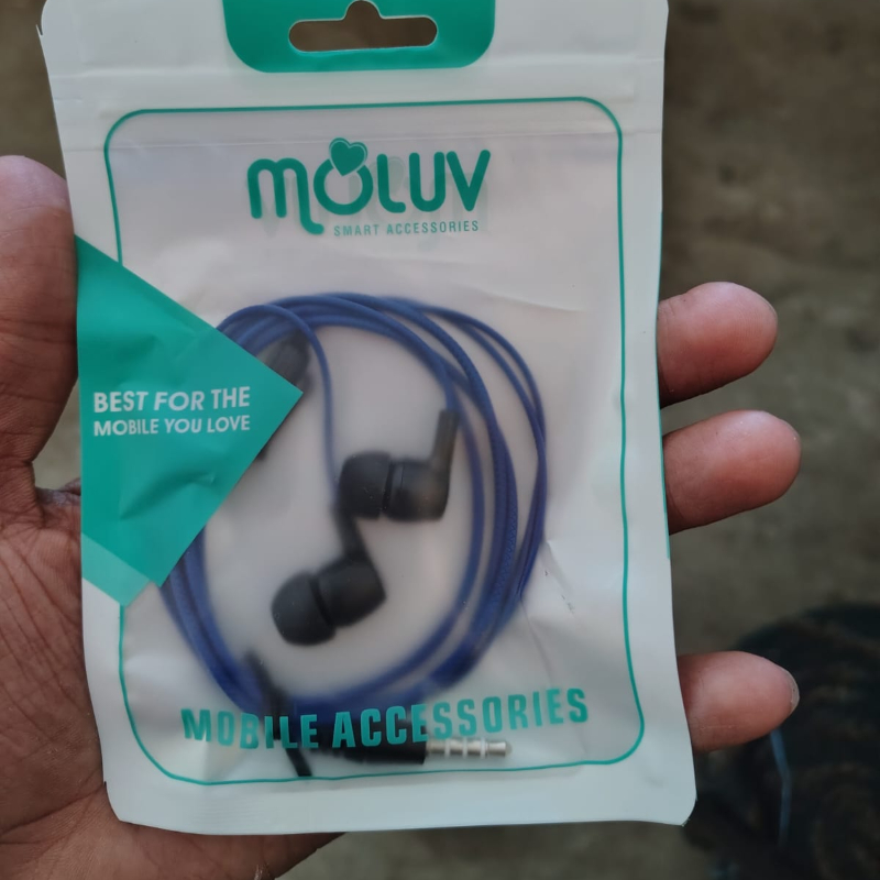 moluv earphone-https://i-media.vyaparify.com/vcards/products/305910/product_1764311478_692941b670863.jpeg Image