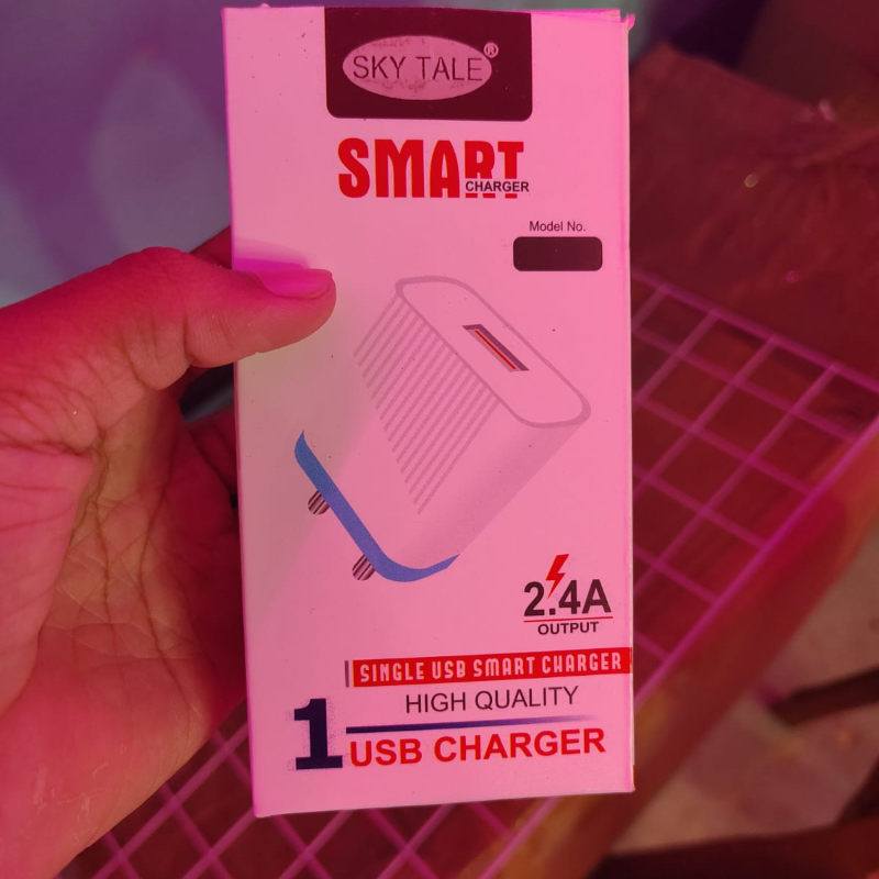 SMART SKY CHRGER 2.4A (6 manth warranty)-https://i-media.vyaparify.com/vcards/products/305964/product_1764332285_692992fd2404f.jpeg Image