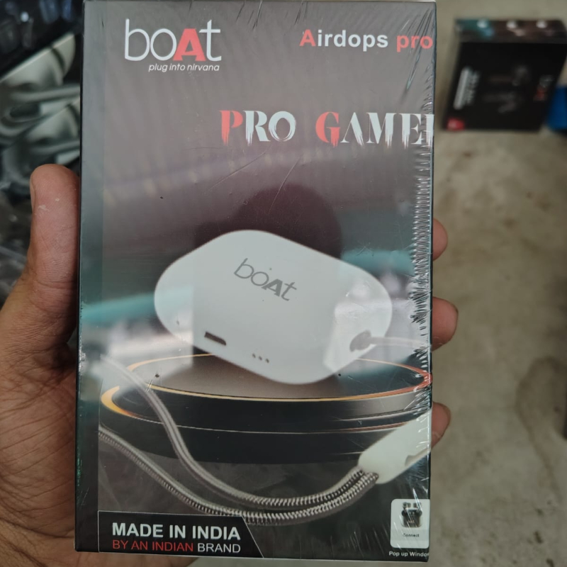 BOAT ERBUDS-https://i-media.vyaparify.com/vcards/products/306057/product_1764421043_692aedb3d3866.jpeg Image