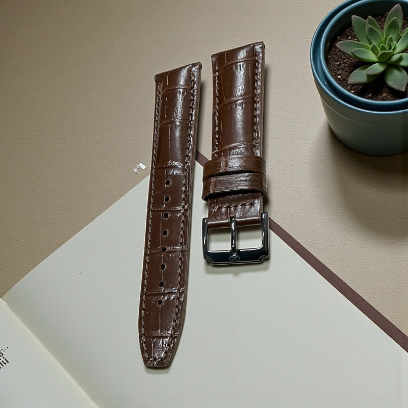 WATCH LEATHER STRAP RT MODEL NO-A00227-https://i-media.vyaparify.com/vcards/products/306528/product_1766309363_6947bdf334adb.jpeg Image