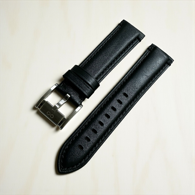 WATCH LEATHER STRAP BT FULL PAD M-F00203P-https://i-media.vyaparify.com/vcards/products/306586/product_1766337189_69482aa59977a.jpeg Image