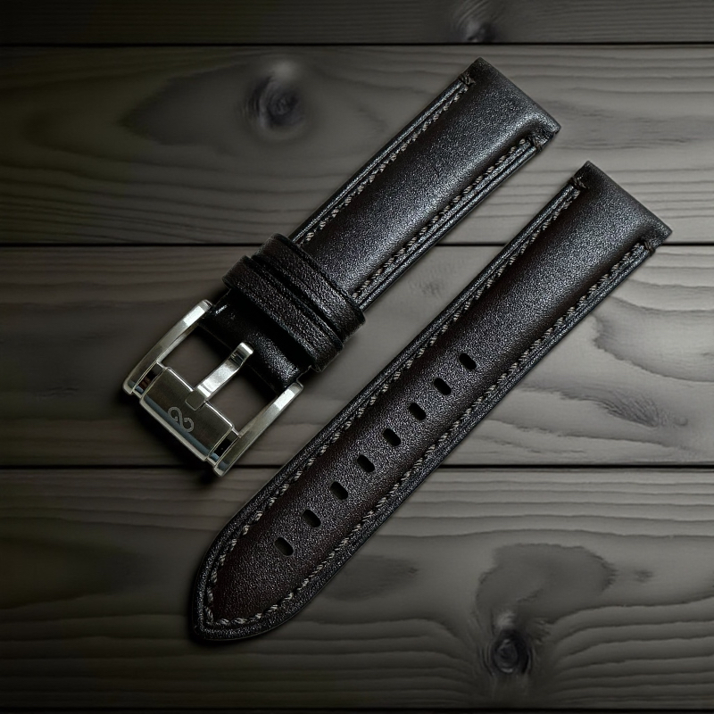 WATCH LEATHER STRAP BT FULL PAD M-F00204P-https://i-media.vyaparify.com/vcards/products/306591/product_1766337820_69482d1c51ddf.jpeg Image