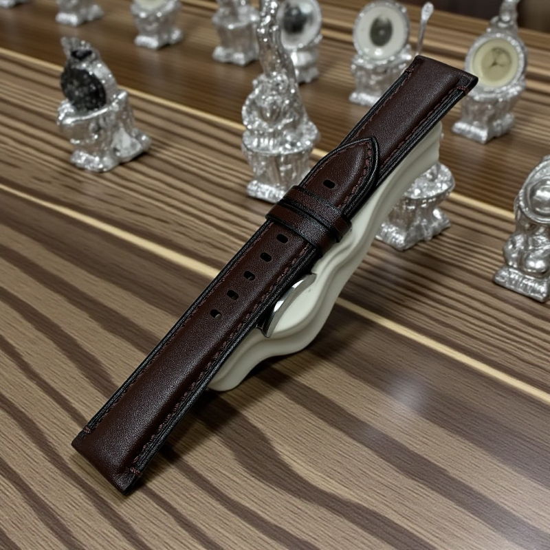 WATCH LEATHER STRAP BT FULL PAD M-F00205P-https://i-media.vyaparify.com/vcards/products/306597/product_1766338496_69482fc058b82.jpeg Image