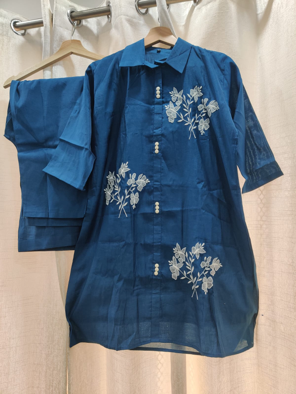 Cord sets-https://i-media.vyaparify.com/vcards/products/307020/product_1767854349_695f510d5dc67.jpeg Image