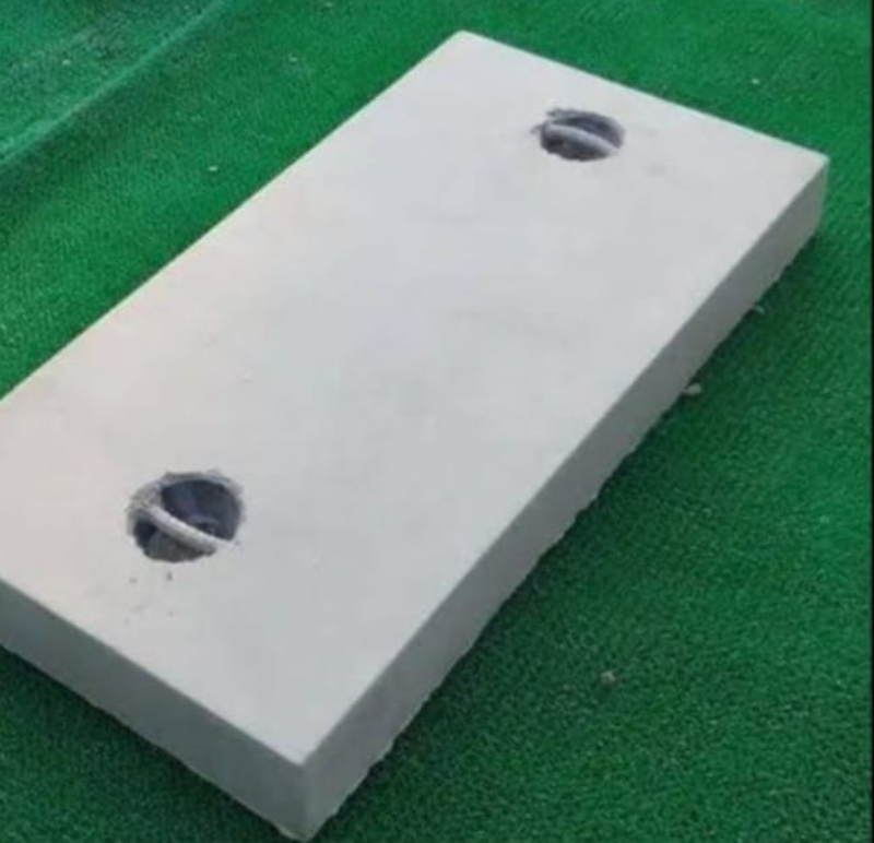 RCC Manhole Covers 2x4 size Readymade Cement Products In Raigad | Nisha Cement Article Raigad