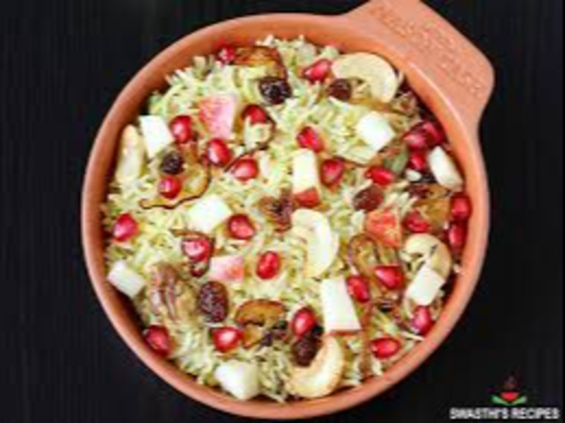 KASHMIRI PULAO-https://i-media.vyaparify.com/vcards/products/307288/product_1768054849_696260411bebe.jpeg Image