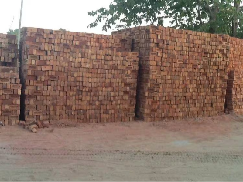 Best Quality Bricks-https://i-media.vyaparify.com/vcards/products/308275/product_1769498125_6978660d83ec0.jpeg Image