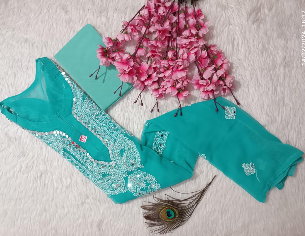 Lucknowi Chikankari Kurtis-https://i-media.vyaparify.com/vcards/products/30852/Lucknowi-Chikankari-Kurtis.jpg Image