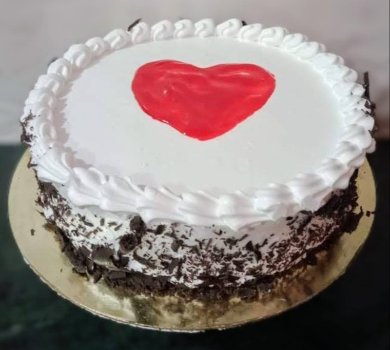  Black forest cake Flori 7 Kanchan Pushpa Complex, Ghod Bunder Road, Kavesar, Thane West Mumbai, Maharashtra, India 400617