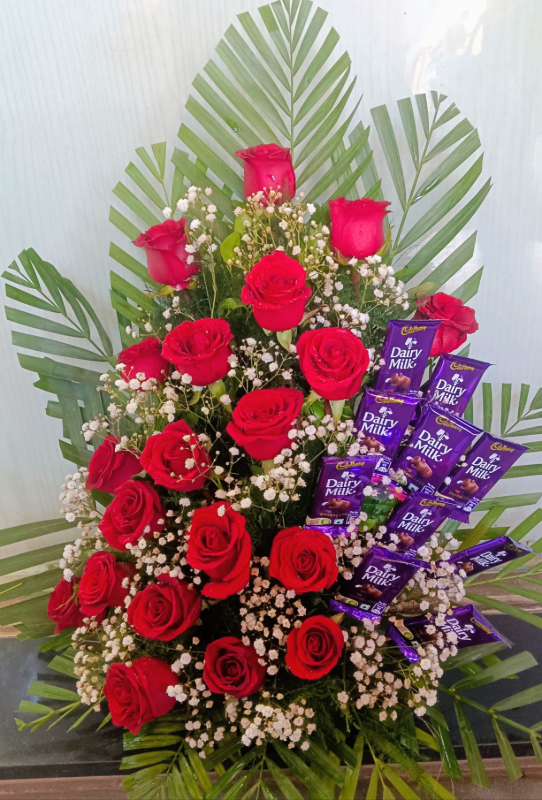 Red roses with chocolates-https://i-media.vyaparify.com/vcards/products/308674/product_1770217637_698360a52bfb2.jpeg Image