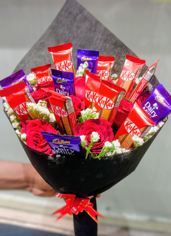 Kitkat cadburys bouquet-https://i-media.vyaparify.com/vcards/products/308675/product_1770217877_69836195b7b0b.jpeg Image