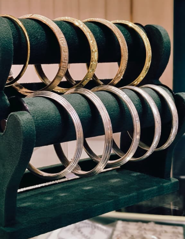 GEN'S KADA-https://i-media.vyaparify.com/vcards/products/308828/product_1770709476_698ae1e445fa4.jpeg Image