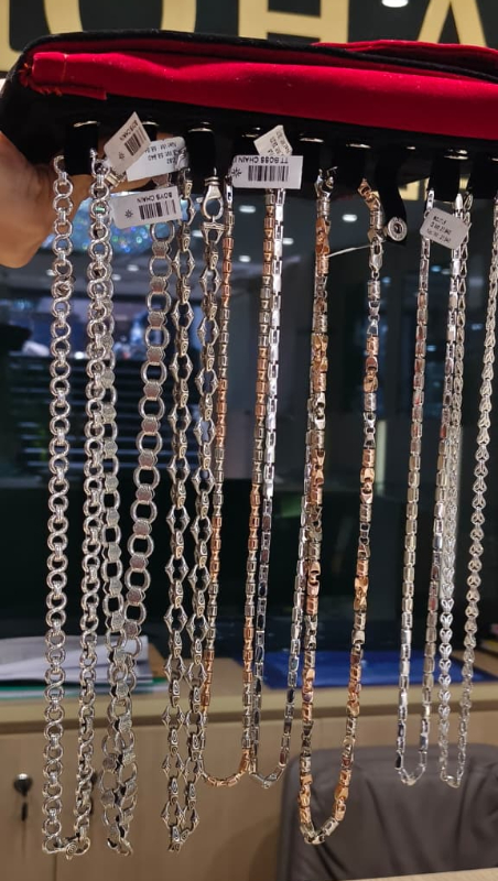 GENTS CHAIN-https://i-media.vyaparify.com/vcards/products/308830/product_1770712789_698aeed533623.jpeg Image