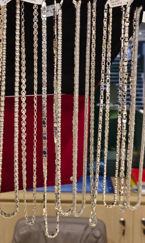 GENTS CHAIN-https://i-media.vyaparify.com/vcards/products/308833/product_1770712789_698aeed5c231d.jpeg Image